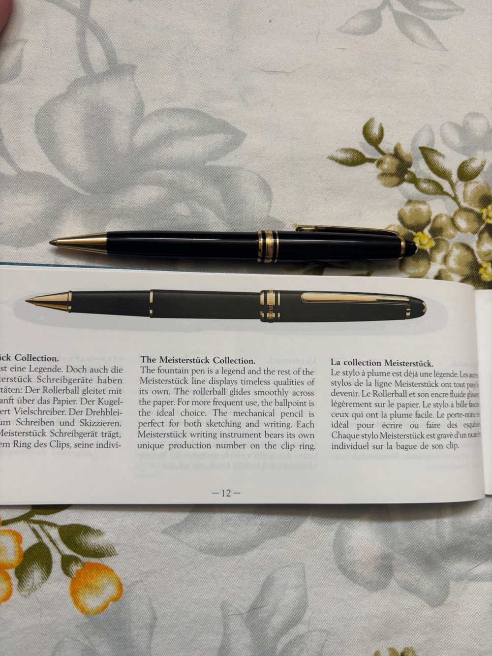 Montblanc Meisterstück Collection Ballpoint Pen with 3 refills - Picture 4 of 15